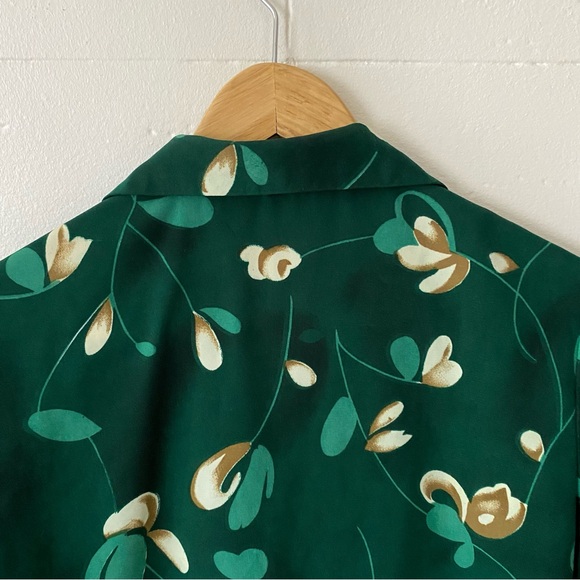 Vintage Blouse with Ornate Buttons - Picture 6 of 8